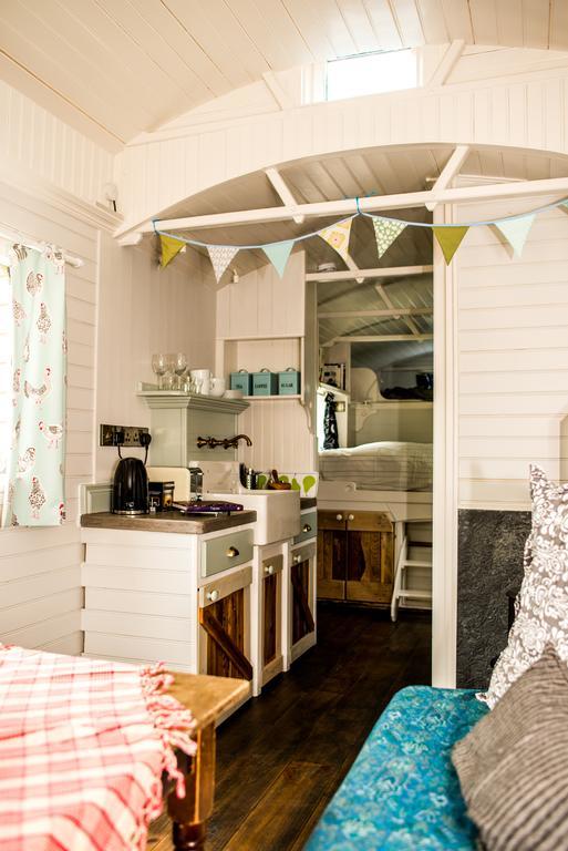 Burren Glamping Villa Kilfenora ภายนอก รูปภาพ